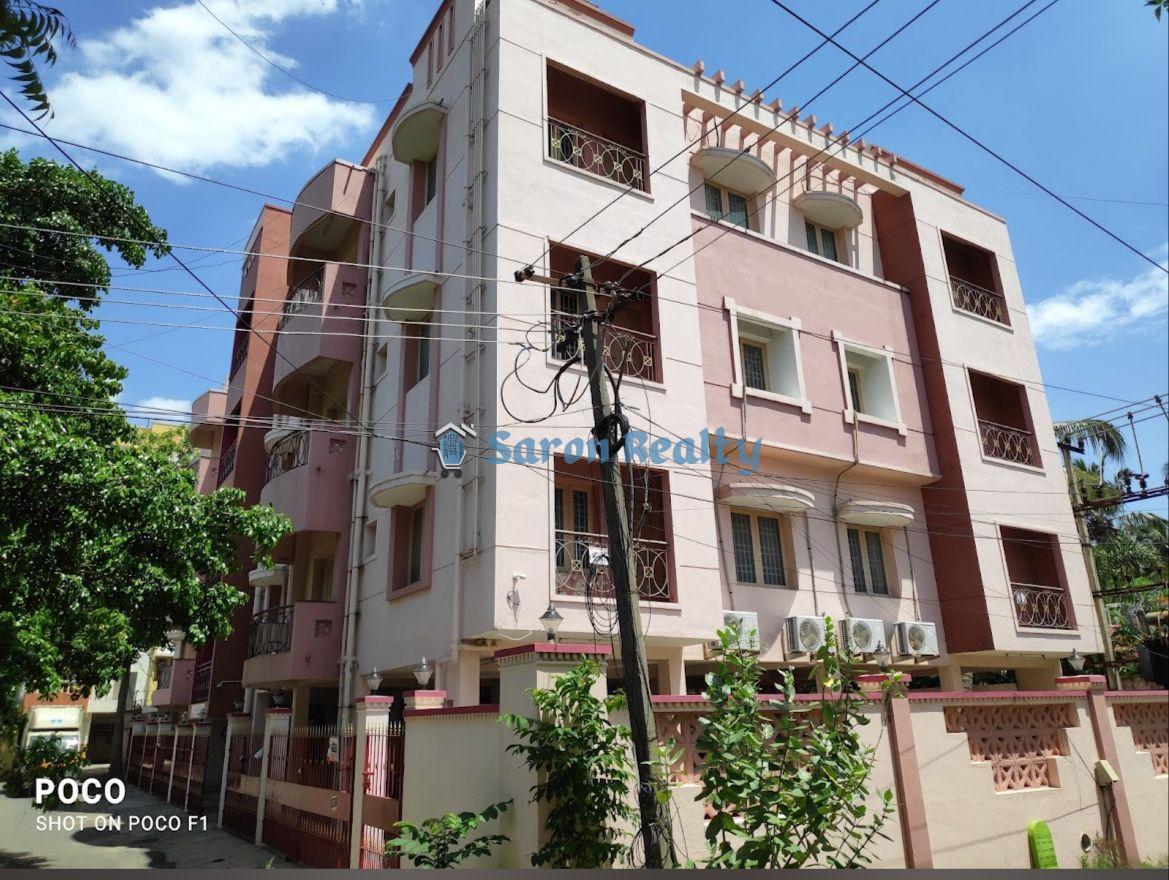 High Rental Income Apartment for Sale at Thoraipakkam OMR behind BSR Mall