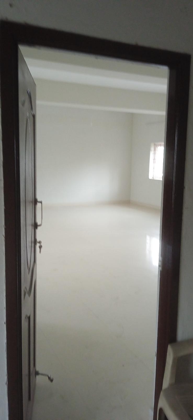 COMMERICAL SPACE AVAILABLE FOR RENT KATTUPAKKAM AT CHENNAI